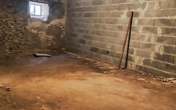 Maison à louer    5 pièces •  Douzillac