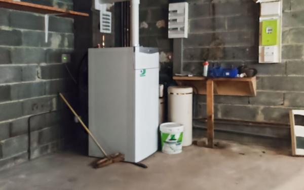 Maison à louer    5 pièces •  Douzillac