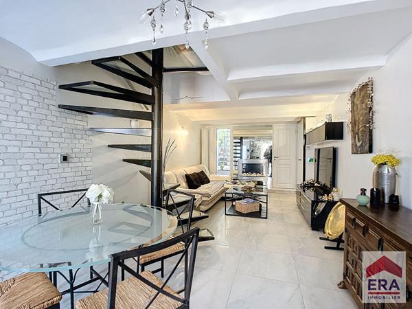 A VENDRE : Maison individuelle mitoyenne secteur Chutes-Lavie 13013  Marseille