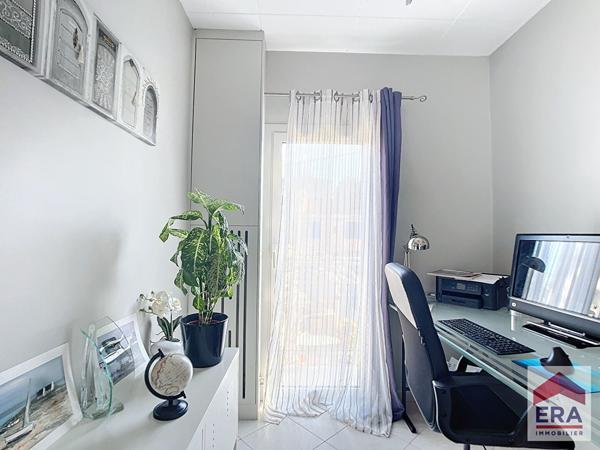 A VENDRE : Maison individuelle mitoyenne secteur Chutes-Lavie 13013  Marseille