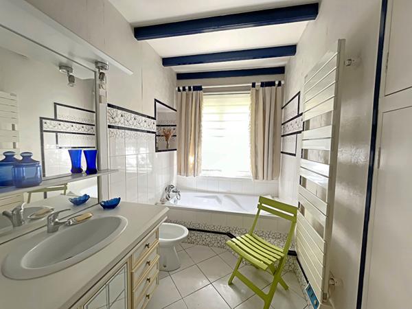 Maison Meschers Sur Gironde 7 pièce(s) 219 m2 Meschers sur gironde