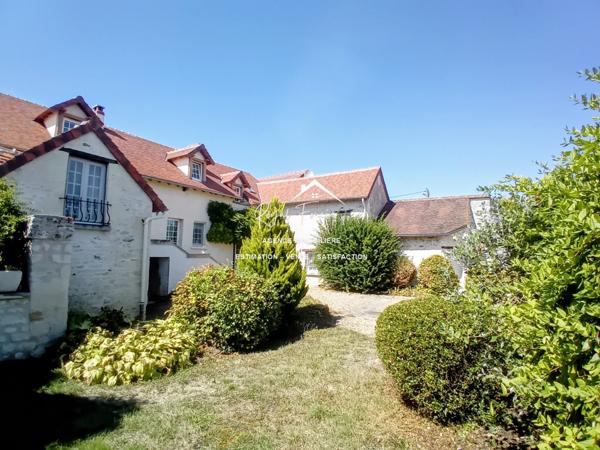 Vue sur la campagne, venez poser vos valises dans cette charmante maison familiale