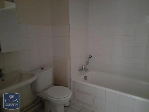 Appartement à louer 1 pièce 29.5m² Poitiers (86000)