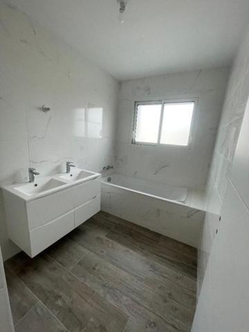 Maison La Roche De Glun 4 pièce(s) 110 m2