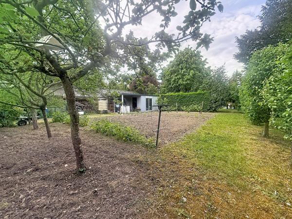 À vendre - Terrain projet construction 350 m² situé à Saint-Avertin (37550)