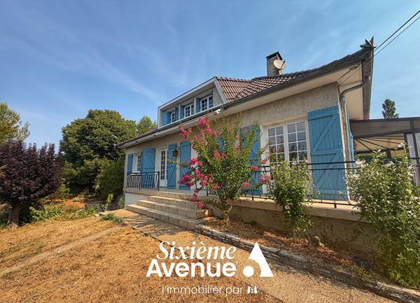 Maison 6 pièces 216 m2