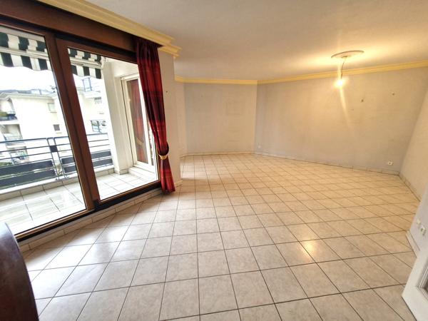 BRON CENTRE T4 DE 100 m²
