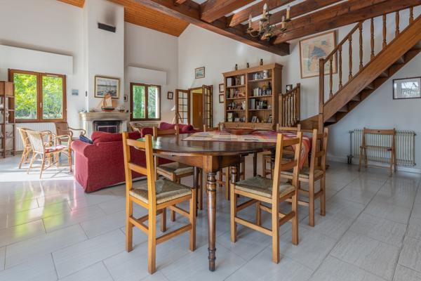 Vente Maison de luxe Arcachon 8 Pièces 236 m²