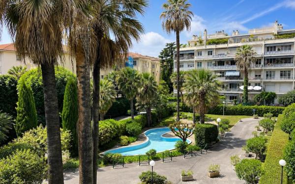 Appartement à vendre    2 pièces • 41,57 m2 Nice