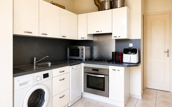Appartement à vendre    2 pièces • 41,57 m2 Nice