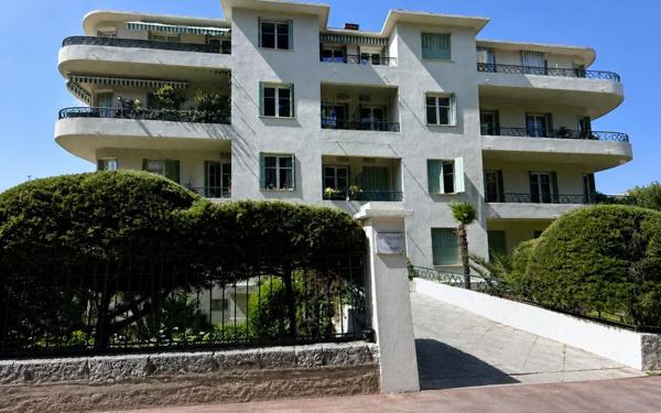 Appartement à vendre    2 pièces • 41,57 m2 Nice