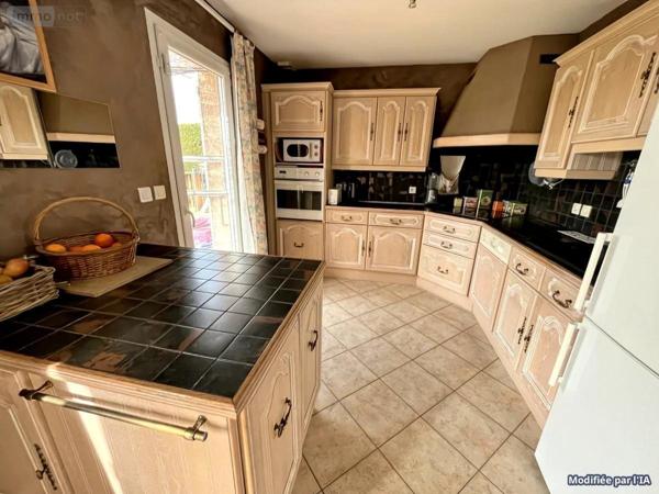 Maison à vendre à Villieu-Loyes-Mollon dans l'Ain (01800), ref : 01067-940