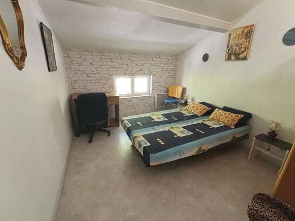 Vente
                Maison122 m² - 6 Pièces -
                    ESCATALENS (82700)