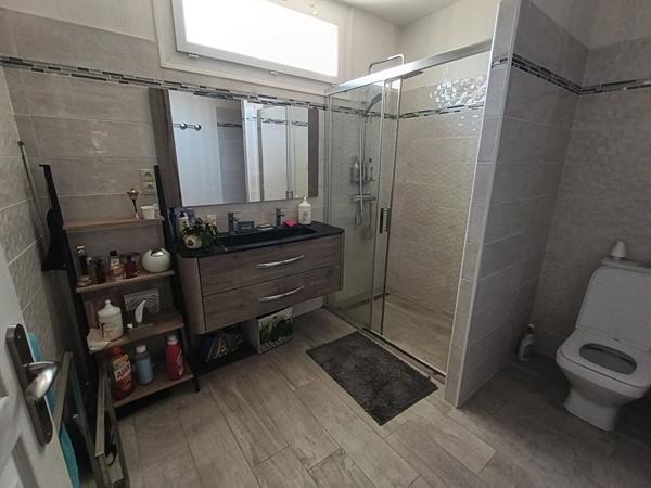 Vente
                Maison122 m² - 6 Pièces -
                    ESCATALENS (82700)
