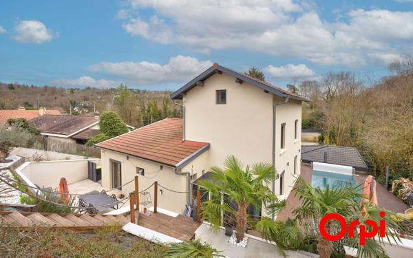 Maison à vendre    6 pièces • 158 m2 Sainte-Foy-lès-Lyon