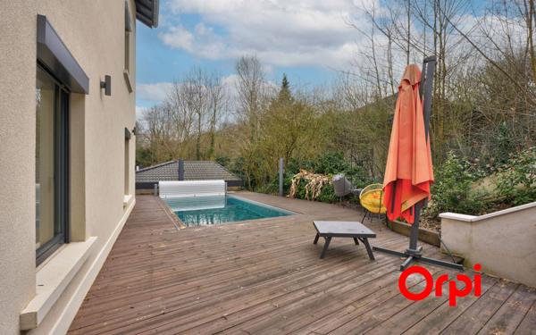 Maison à vendre    6 pièces • 158 m2 Sainte-Foy-lès-Lyon