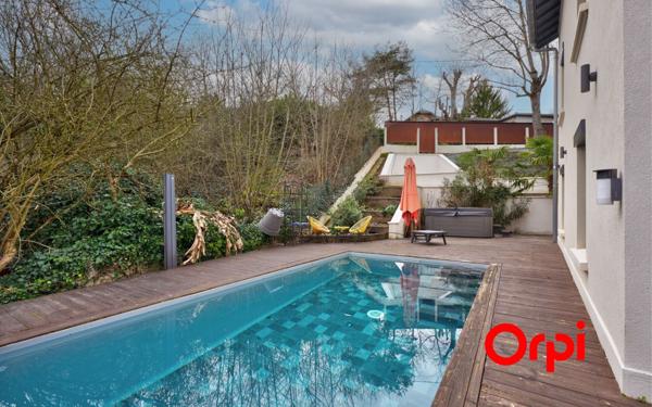Maison à vendre    6 pièces • 158 m2 Sainte-Foy-lès-Lyon