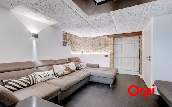 Maison à vendre    6 pièces • 158 m2 Sainte-Foy-lès-Lyon