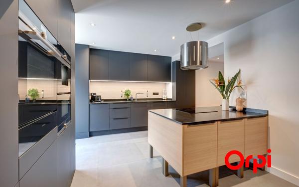 Maison à vendre    6 pièces • 158 m2 Sainte-Foy-lès-Lyon