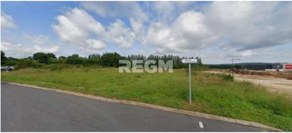 Arras (62000) ZONE COMMERCIALE PREMIUM À ARRAS. terrain de 7000 m²