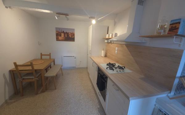 Maison à louer    2 pièces •  Régusse