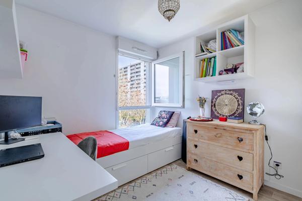 Appartement à vendre 4 pièces GENNEVILLIERS (92)