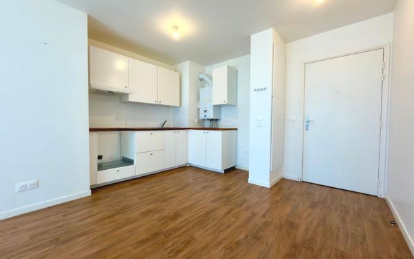 Appartement à vendre    2 pièces • 41,99 m2 Épinay-sur-Seine