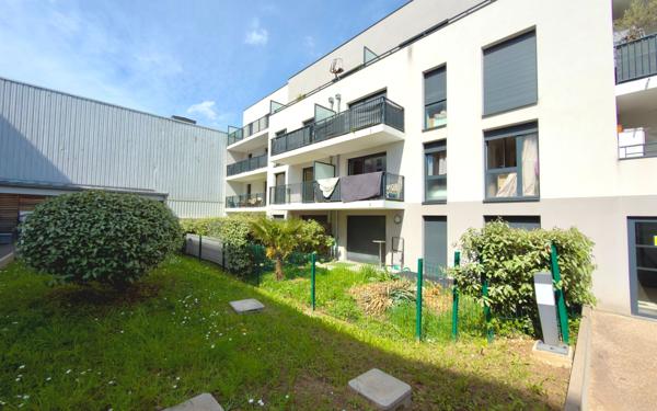 Appartement à vendre    2 pièces • 41,99 m2 Épinay-sur-Seine