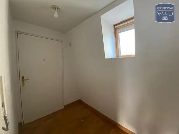 Appartement à louer 1 pièce 21.18m² Villejuif (94800)