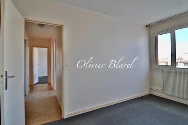 Rueil-Malmaison (92) – Mont Valérien - dernier étage - 3 chambres - 87m²