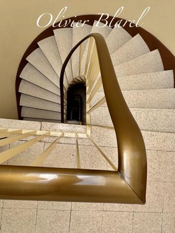 Rueil-Malmaison (92) – Mont Valérien - dernier étage - 3 chambres - 87m²