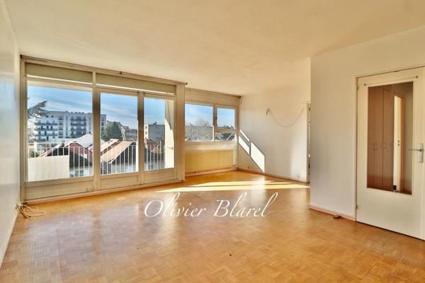 Rueil-Malmaison (92) – Mont Valérien - dernier étage - 3 chambres - 87m²