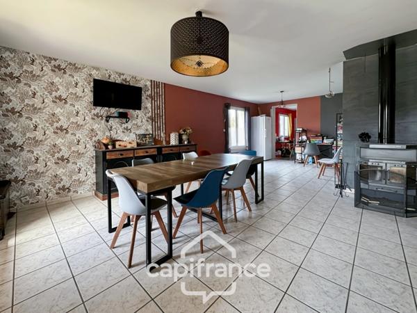 Maison à vendre 8 pièces DAVEZIEUX (07)