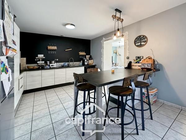 Maison à vendre 8 pièces DAVEZIEUX (07)