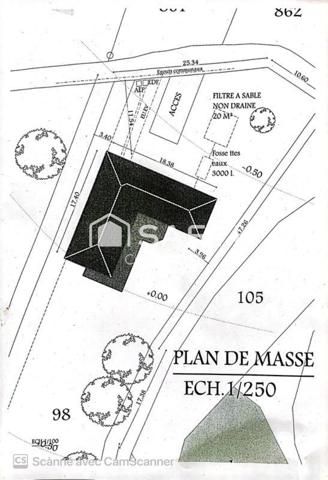 Terrain constructible sur les hauteurs d'un hameau