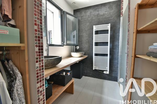 Maison à vendre 7 pièces 199 m² Saint-Martin-de-Seignanx