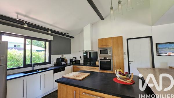 Maison à vendre 7 pièces 199 m² Saint-Martin-de-Seignanx