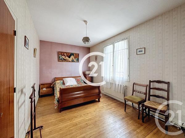 Maison à vendre  5 pièces - 185 m2 COGNAC - 16