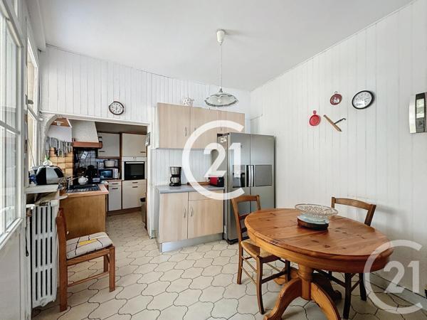 Maison à vendre  5 pièces - 185 m2 COGNAC - 16