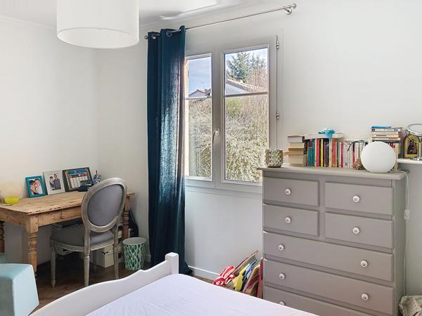 Exclusivité Nestenn! Belle maison  de 4 chambres, garage et terrain sur  SAINTE SIGOLENE