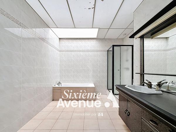 Maison 9 pièces 262.85 m2