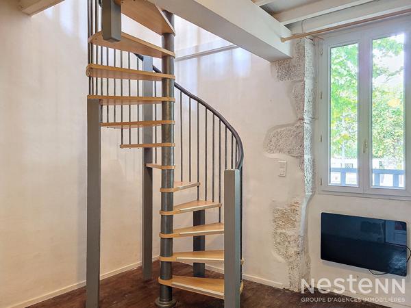 À Vendre Maison de ville en pierre rénovée de 63 m² avec terrasse à Condom