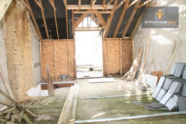 Vente                                                      Maison
                        
                     6 pièces                      151 m2                     à Josselin