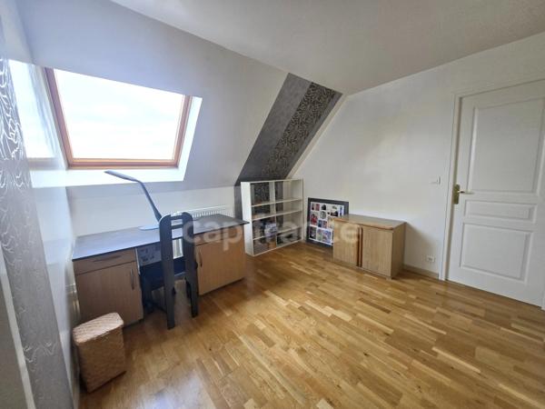 Dpt Val d'Oise (95), à vendre maison T7 au calme à MERIEL - 162 m2 habitable - Terrain 801 m2