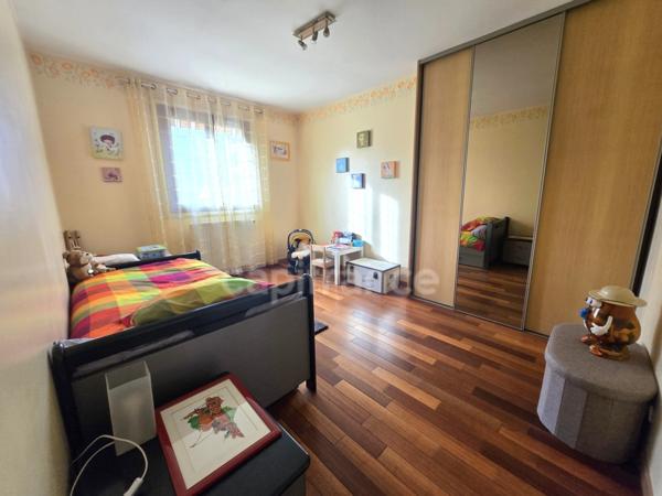 Dpt Val d'Oise (95), à vendre maison T7 au calme à MERIEL - 162 m2 habitable - Terrain 801 m2