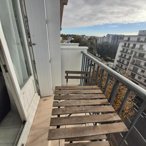 ROND POINT DE RENNES T2,  
Nantes 44000