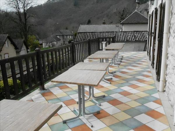 Immeuble à vendre |  Laval-de-Cère |  373 m²