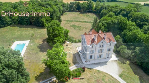 Maison à vendre 13 pièces de 341 m²