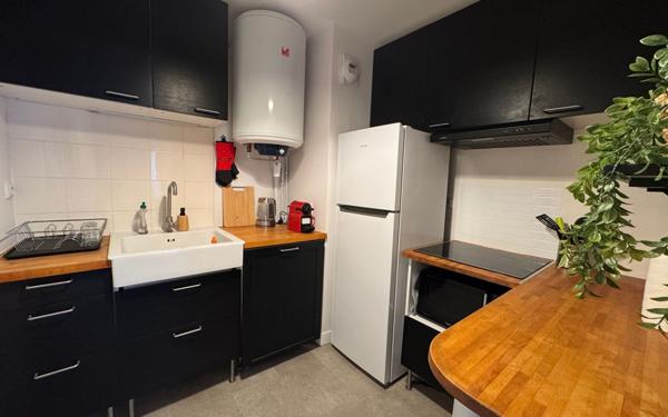 Appartement à louer    1 pièce •  Viroflay