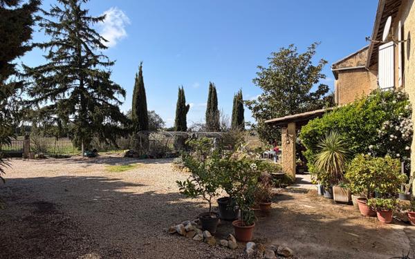 Maison à vendre    7 pièces •  Pernes-les-Fontaines